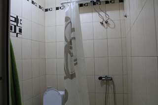 Гостевой дом Морская республика Комплекс Лермонтово Отдельно стоящий улучшенный дом для отпуска-2